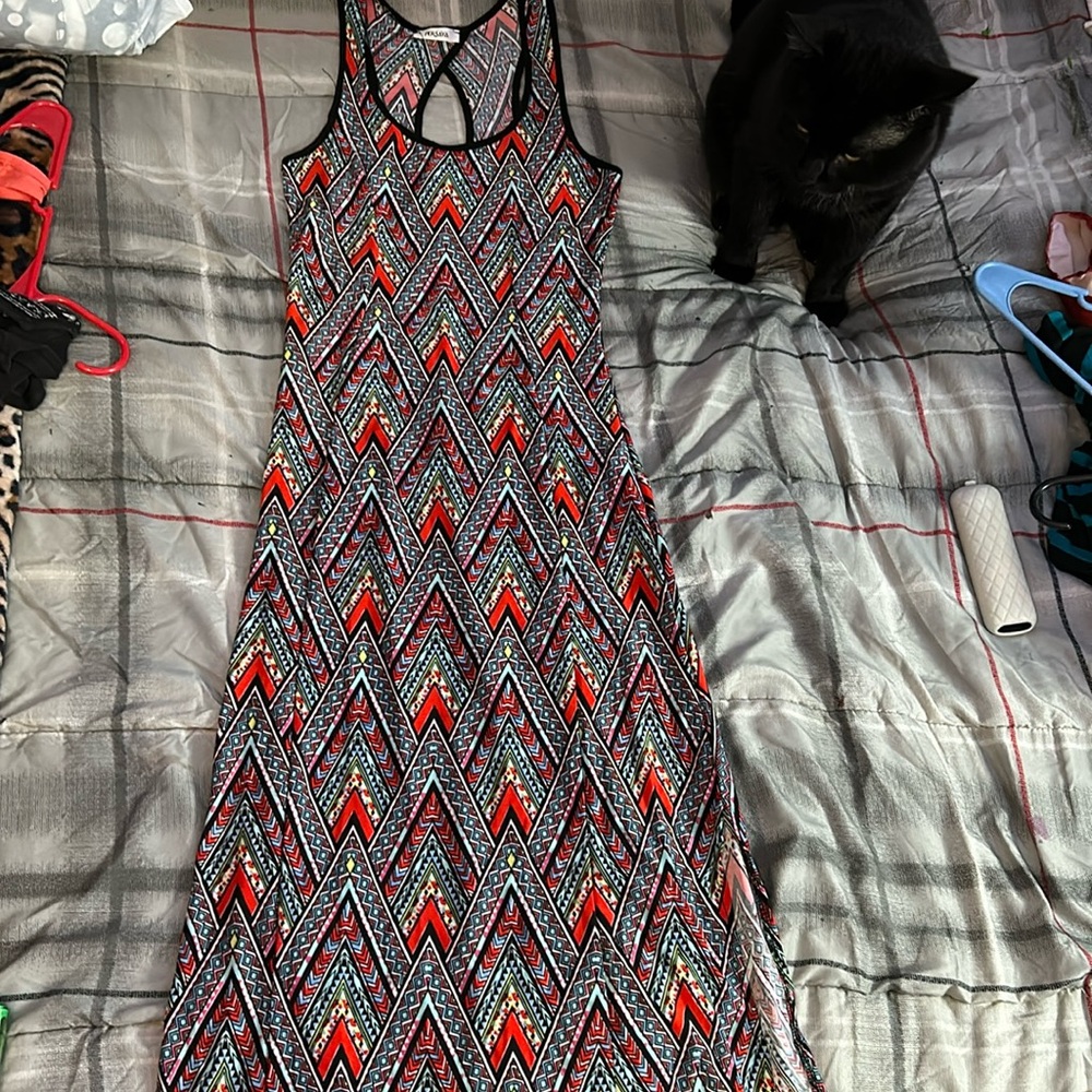 Long dress, full body size
(Cat not for sale lol!)
